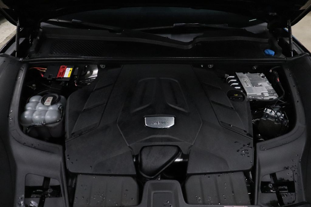 2022 Porsche Cayenne Image 26