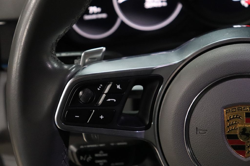 2022 Porsche Cayenne Image 28