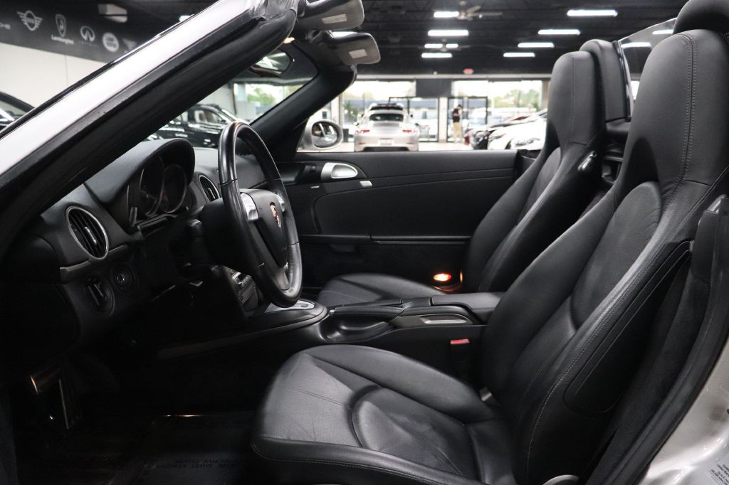 2005 Porsche Boxster Image 17