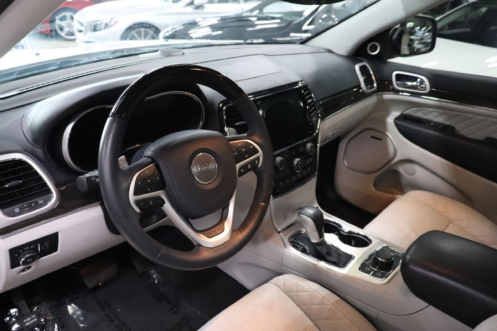 2021 Jeep Grand Cherokee Image 12