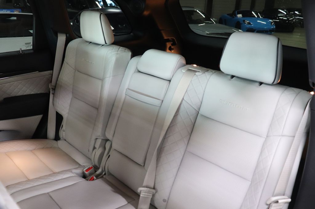 2021 Jeep Grand Cherokee Image 15