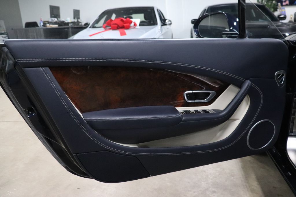 2014 Bentley Continental Image 9