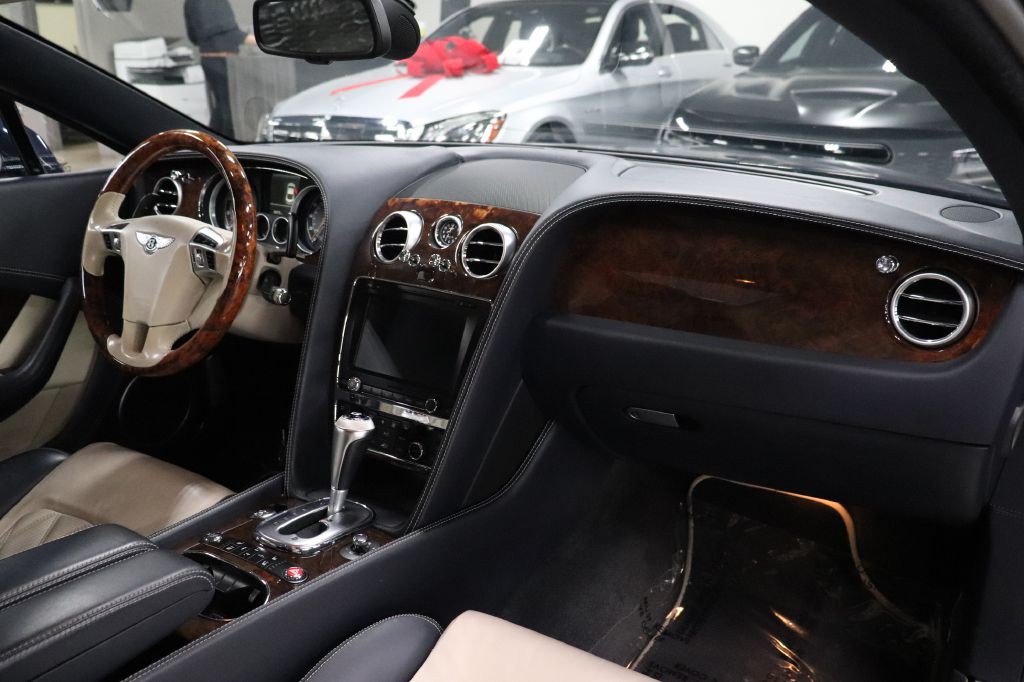 2014 Bentley Continental Image 19