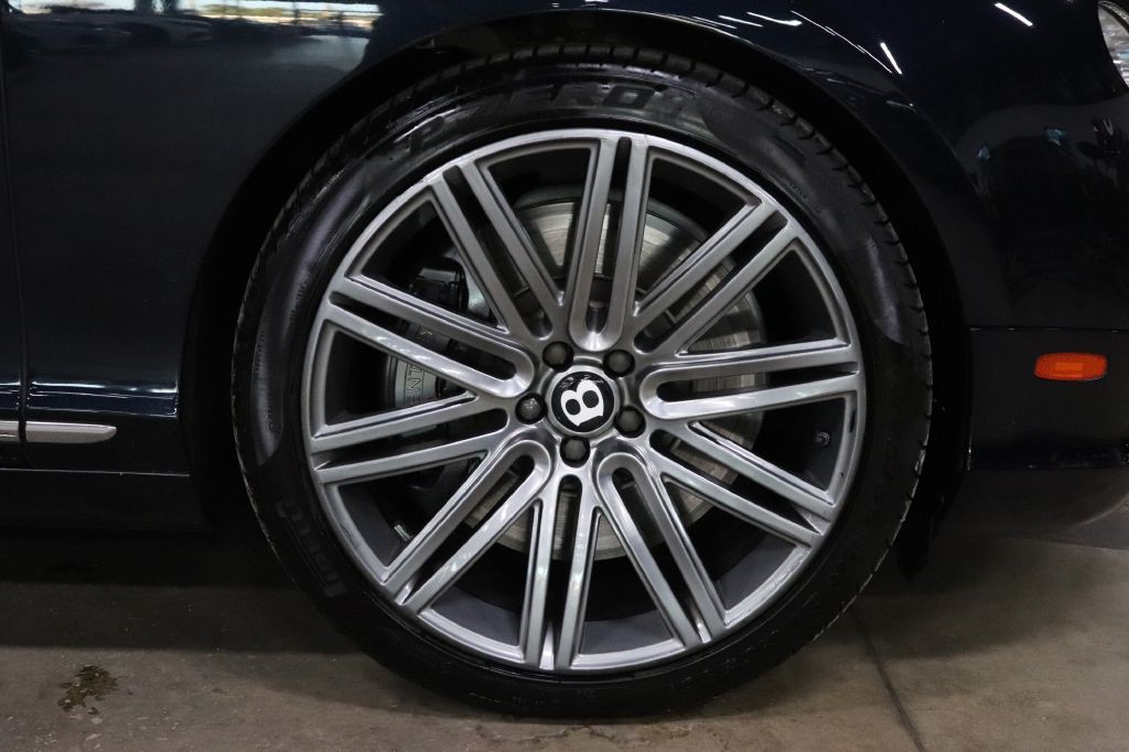 2014 Bentley Continental Image 35