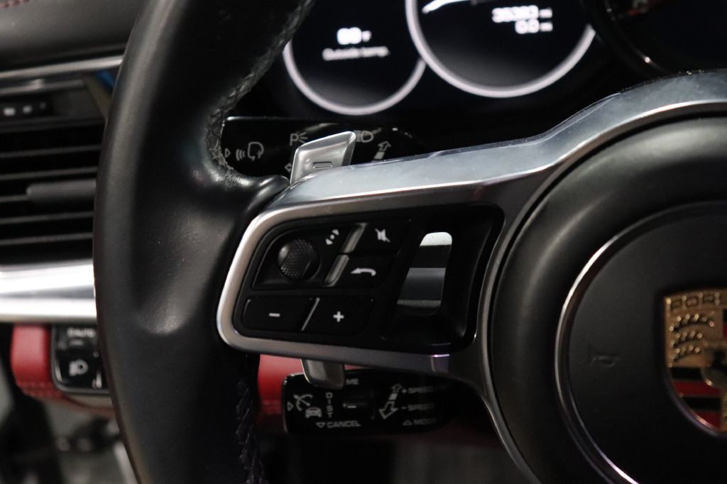 2019 Porsche Panamera Image 29
