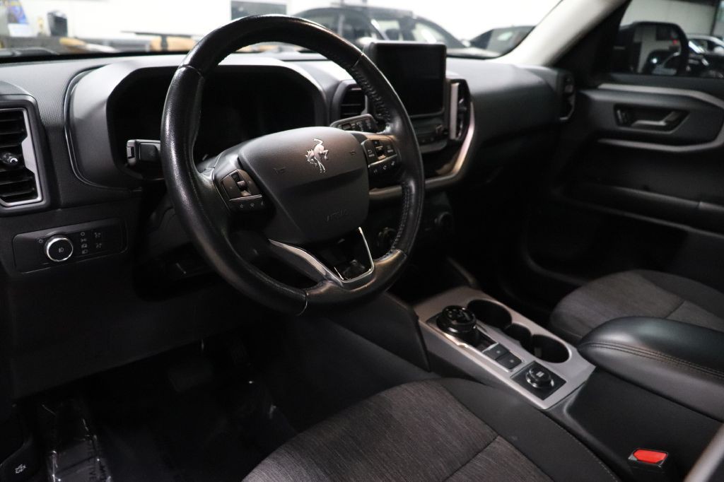 2022 Ford Bronco Image 10