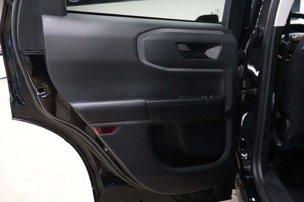 2022 Ford Bronco Image 19