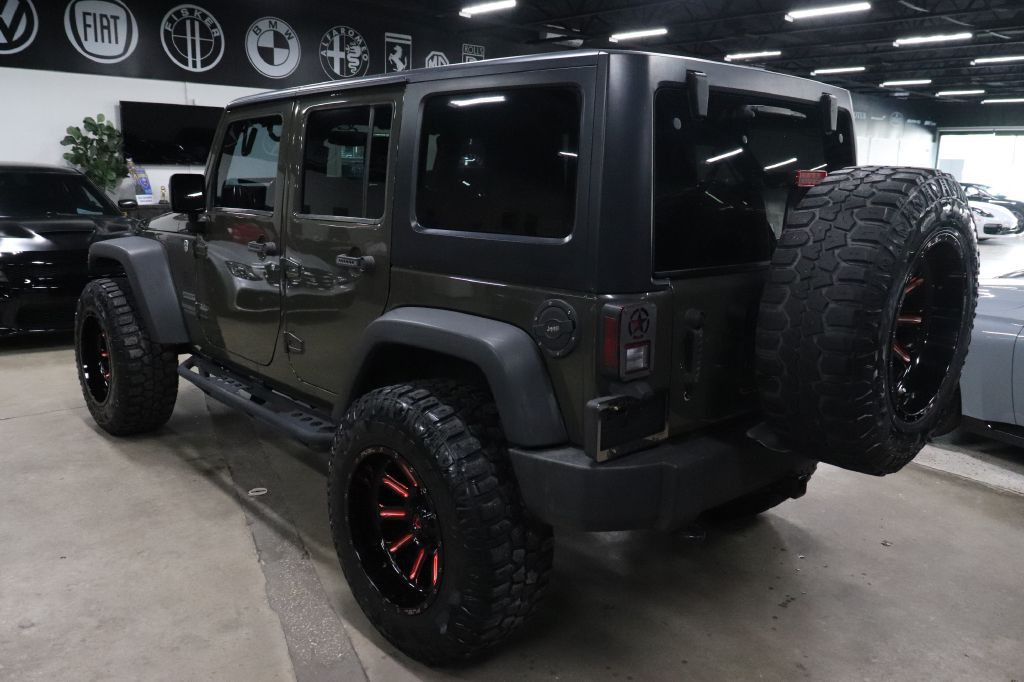 2015 Jeep Wrangler Unlimited Image 3