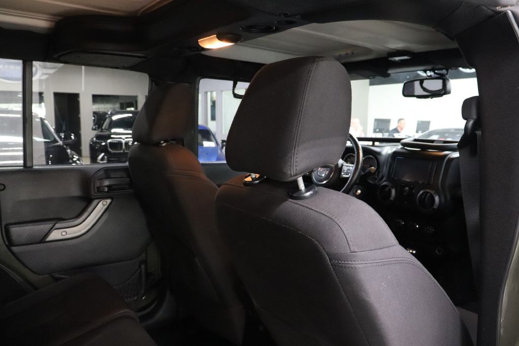 2015 Jeep Wrangler Unlimited Image 22