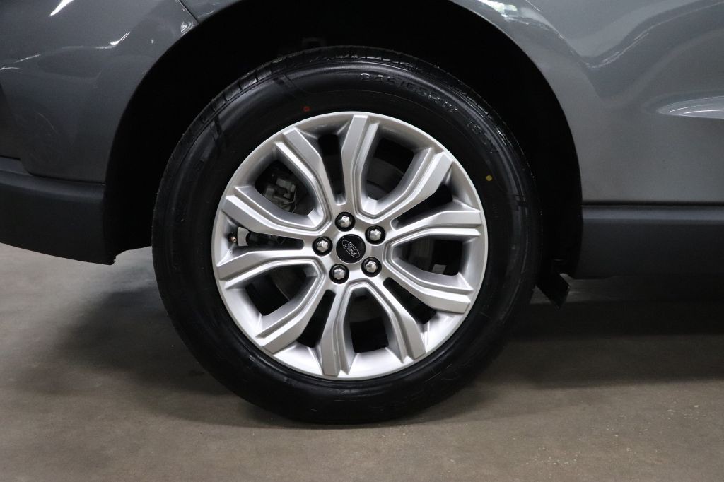 2023 Ford Edge Image 30