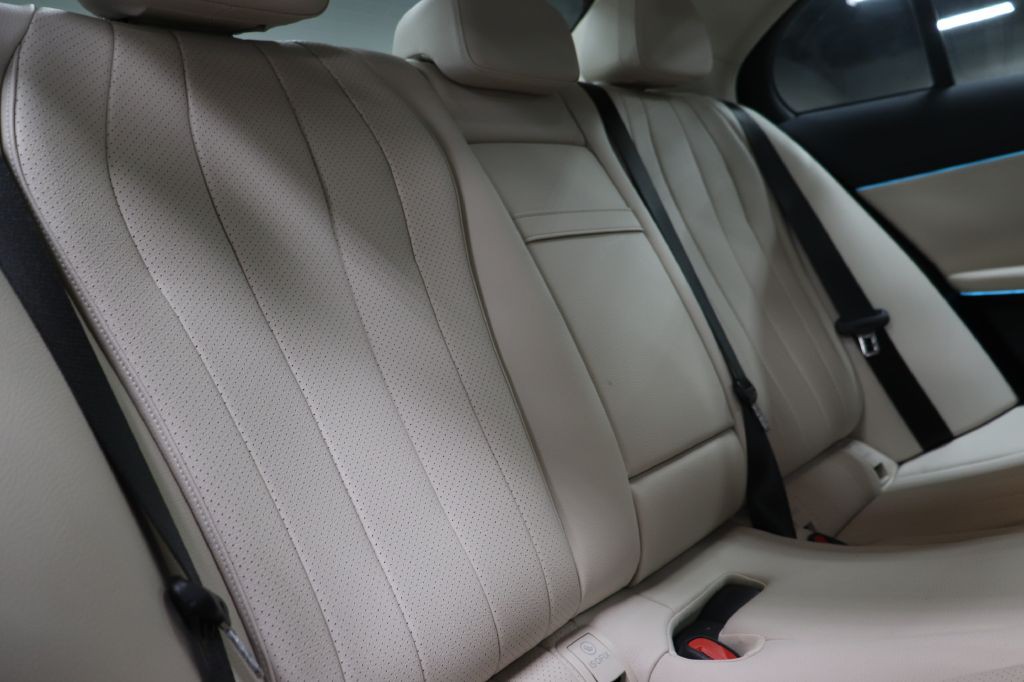 2024 Mercedes-Benz E-Class Image 23