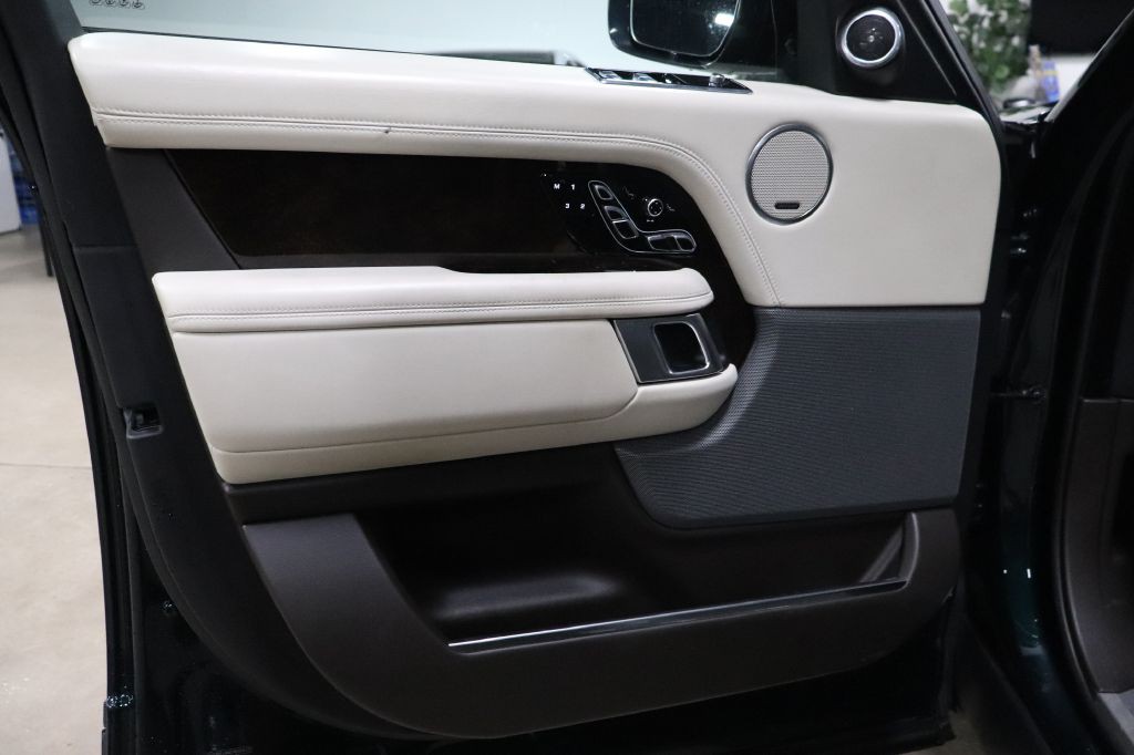 2019 Land Rover Range Rover Image 9