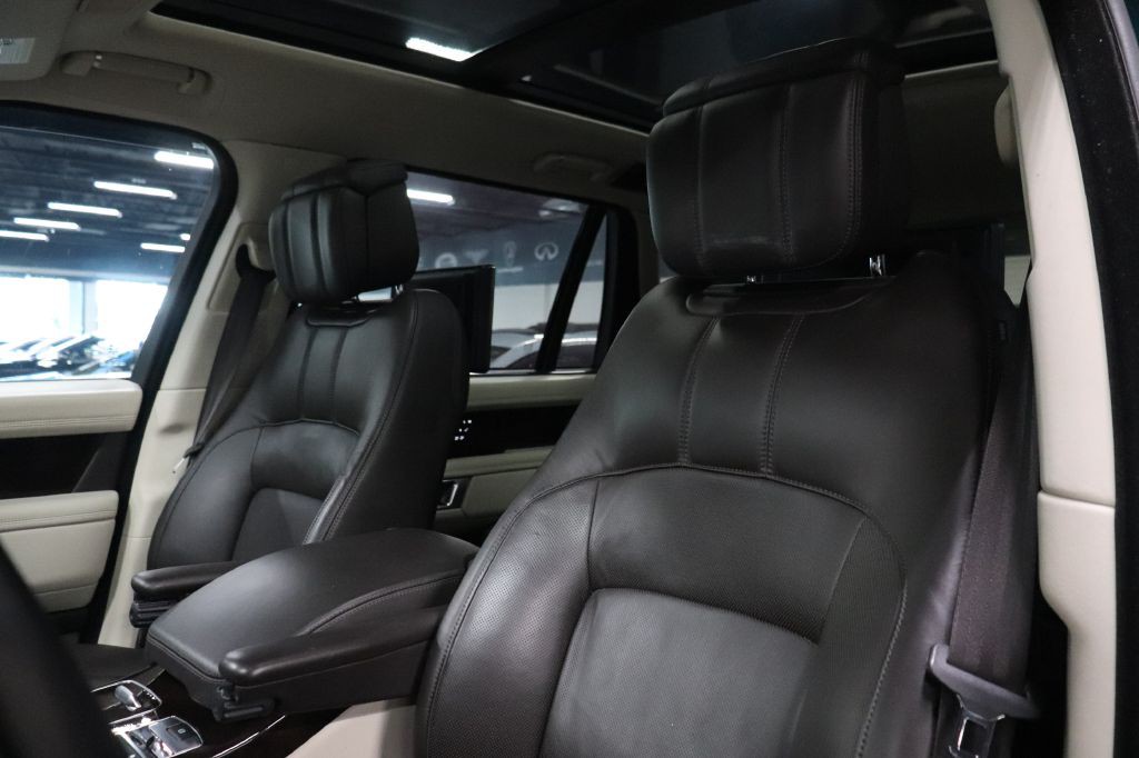 2019 Land Rover Range Rover Image 11