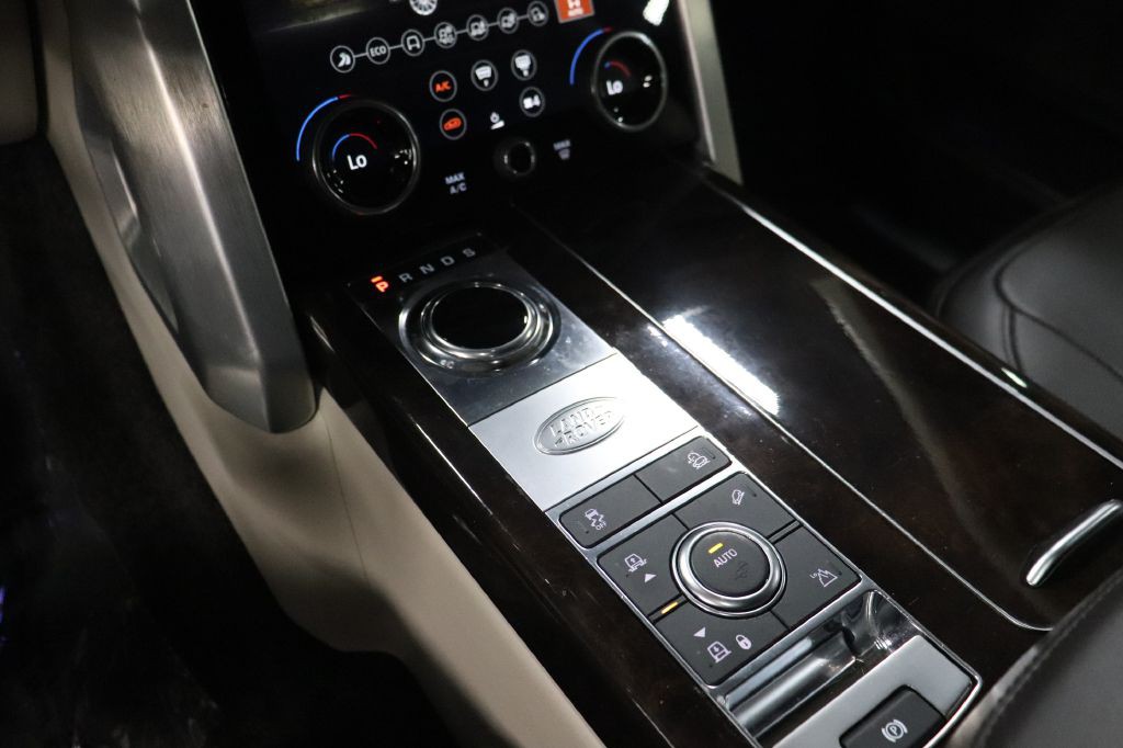 2019 Land Rover Range Rover Image 32