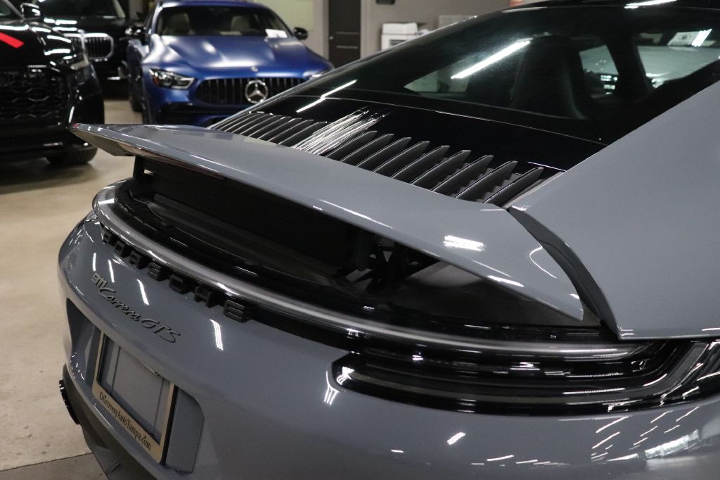 2024 Porsche 911 Image 5