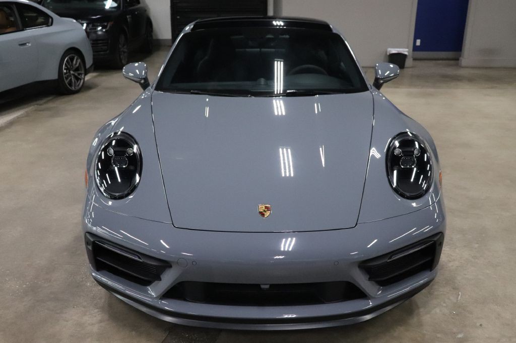 2024 Porsche 911 Image 9