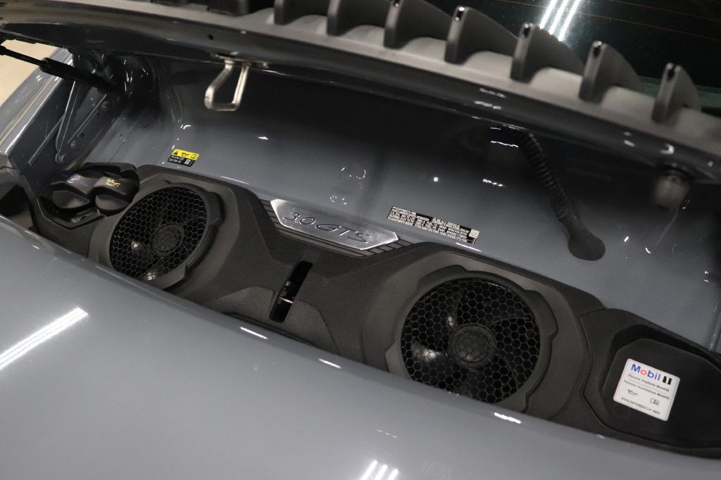 2024 Porsche 911 Image 16