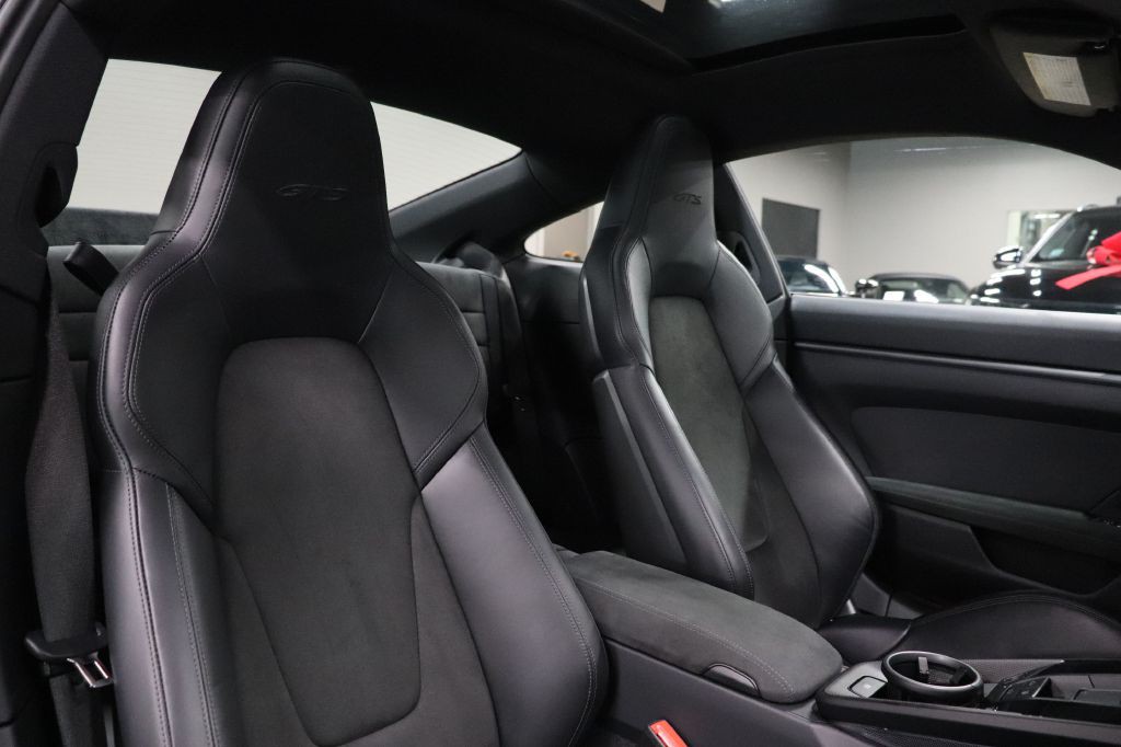 2024 Porsche 911 Image 19