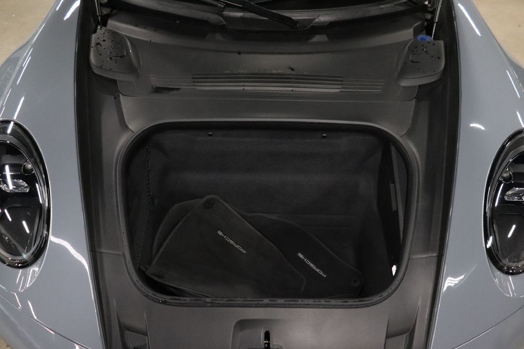 2024 Porsche 911 Image 21