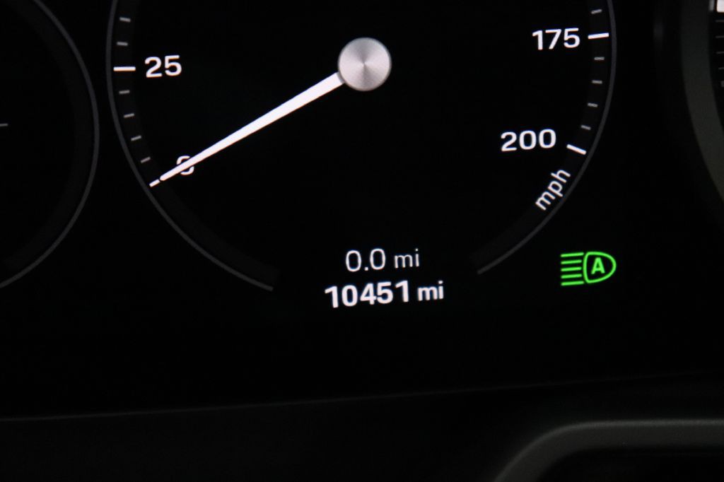 2024 Porsche 911 Image 33