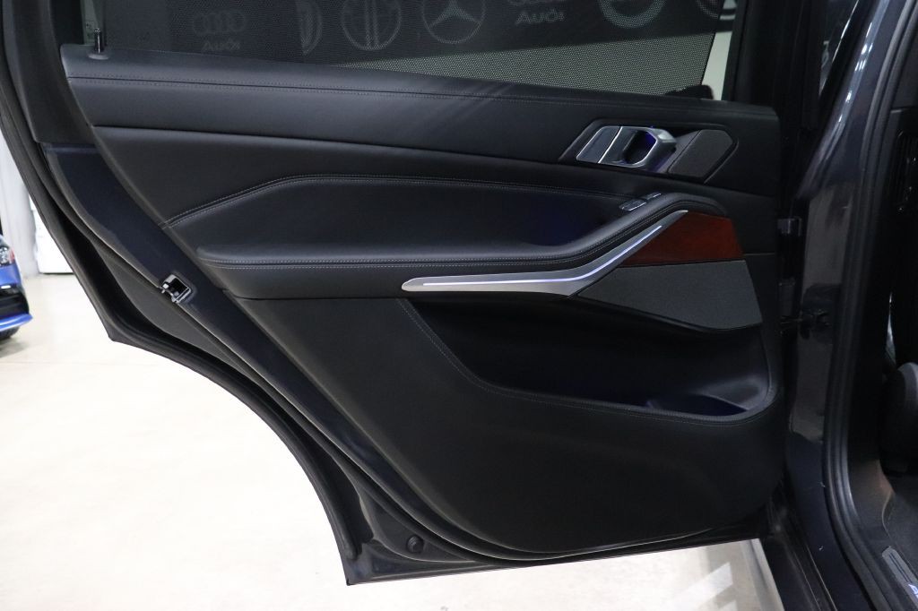 2021 BMW 7 Series Image 18