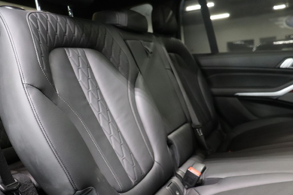 2021 BMW 7 Series Image 23