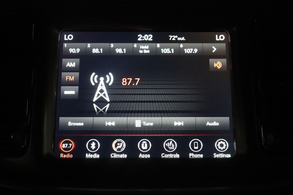 2019 Dodge Challenger Image 12