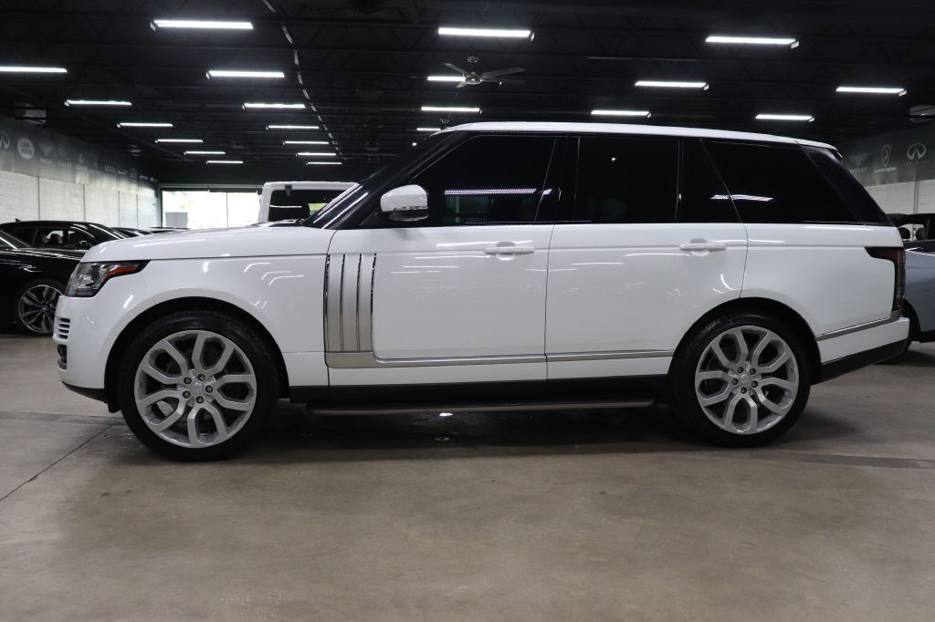 2017 Land Rover Range Rover Image 2