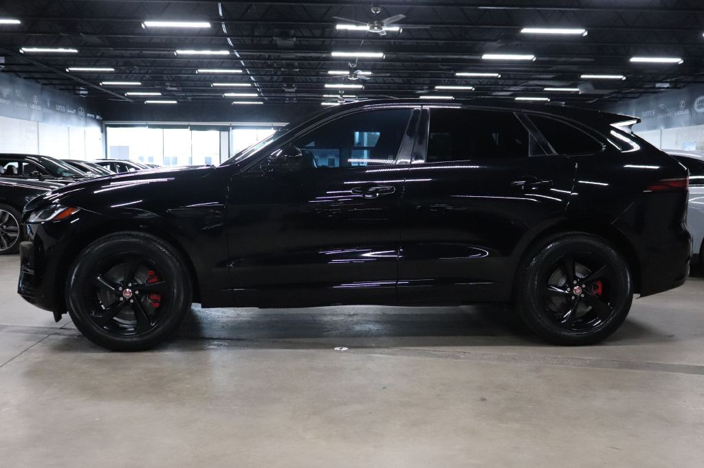 2021 Jaguar F-PACE Image 2