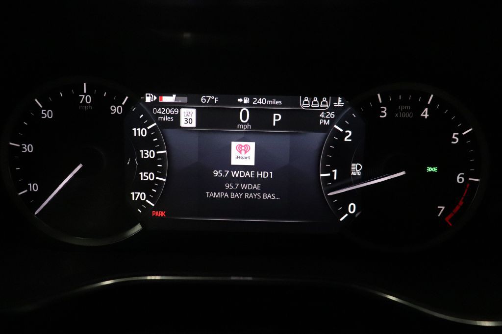 2021 Jaguar F-PACE Image 16