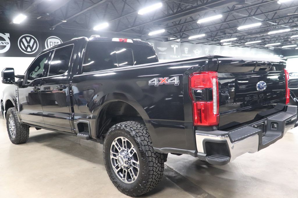2023 Ford F-250 Image 3