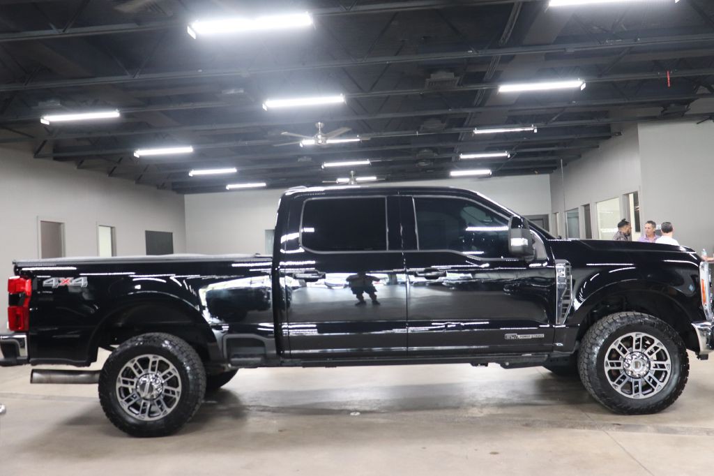 2023 Ford F-250 Image 6