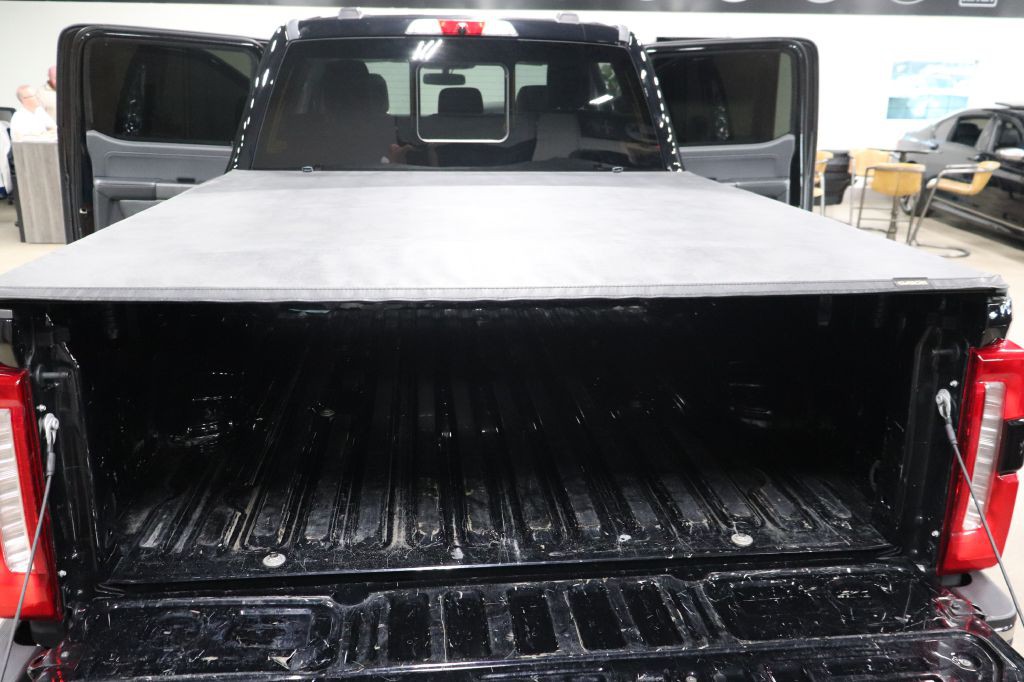2023 Ford F-250 Image 18