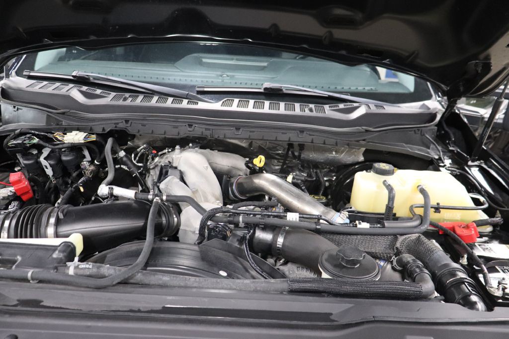2023 Ford F-250 Image 38