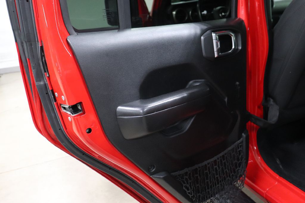 2018 Jeep Wrangler Unlimited Image 12