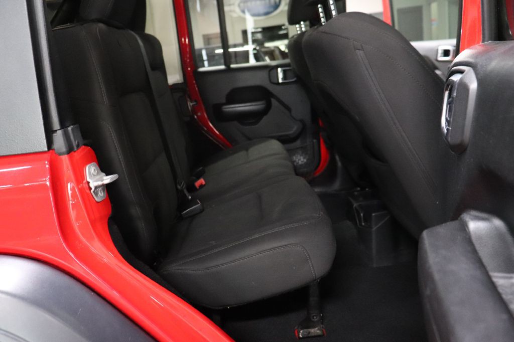 2018 Jeep Wrangler Unlimited Image 15