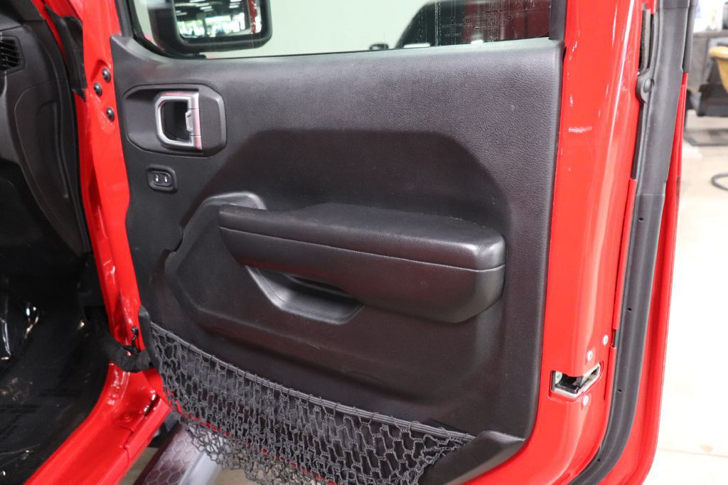 2018 Jeep Wrangler Unlimited Image 16