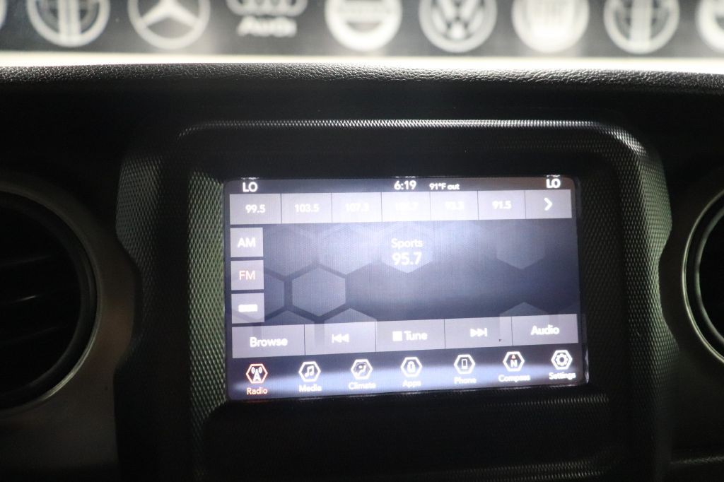2018 Jeep Wrangler Unlimited Image 20