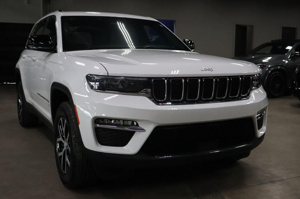 2025 Jeep Grand Cherokee Image 7