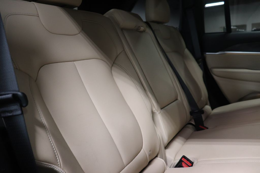 2025 Jeep Grand Cherokee Image 23