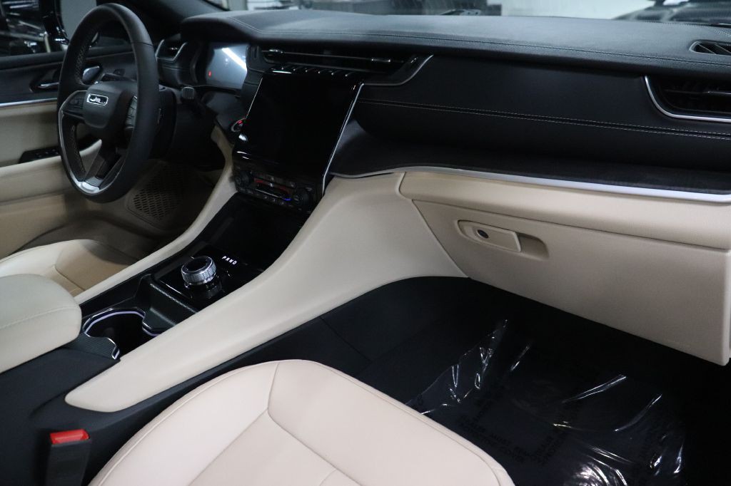 2025 Jeep Grand Cherokee Image 26