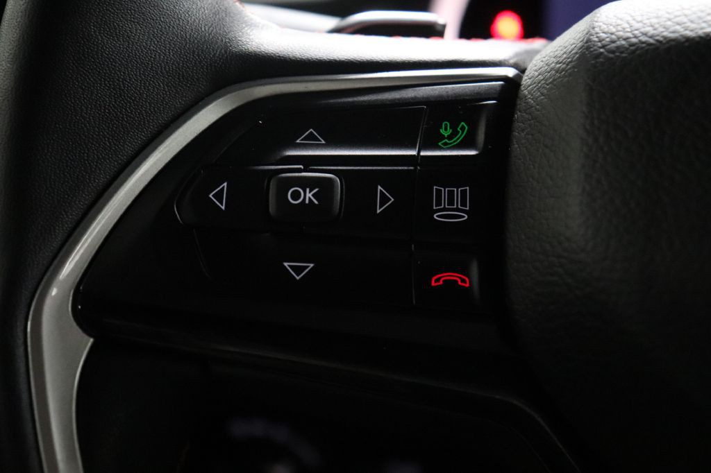 2022 Jeep Grand Cherokee Image 12