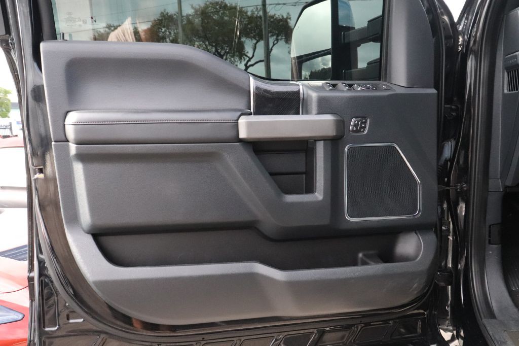 2022 Ford F-250 Image 9