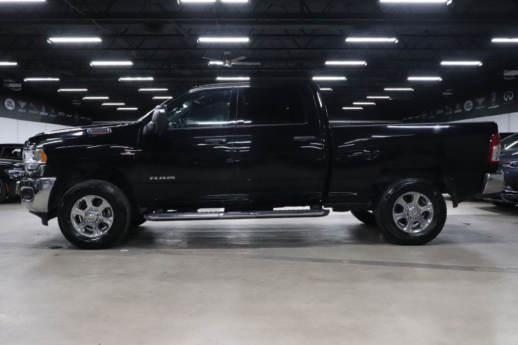 2024 RAM 2500 Image 2