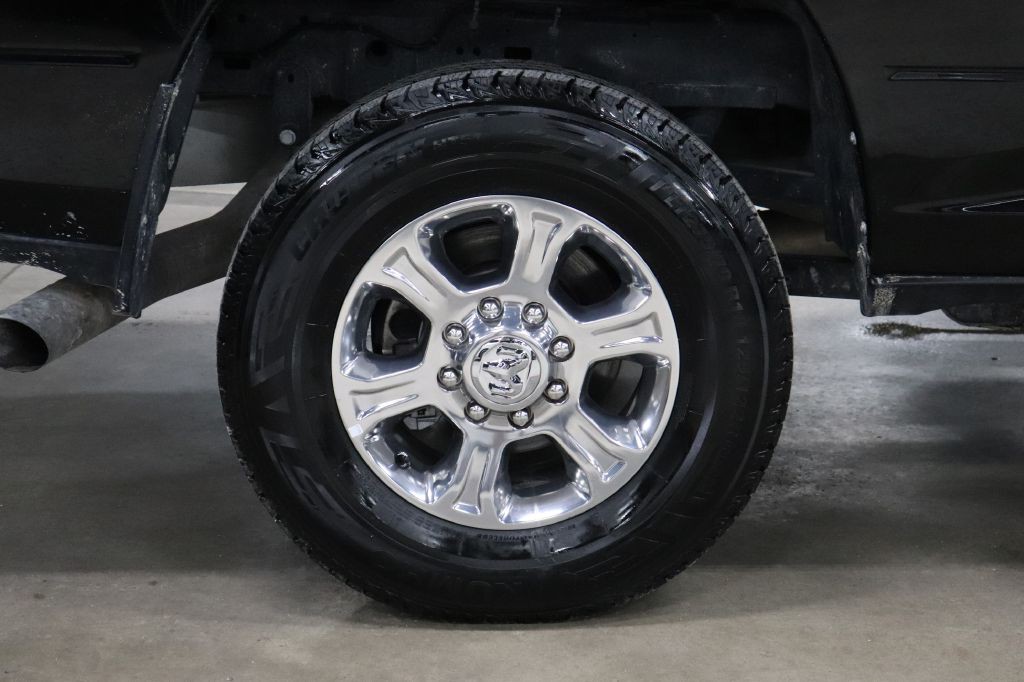 2024 RAM 2500 Image 32