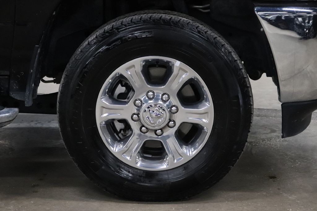 2024 RAM 2500 Image 33