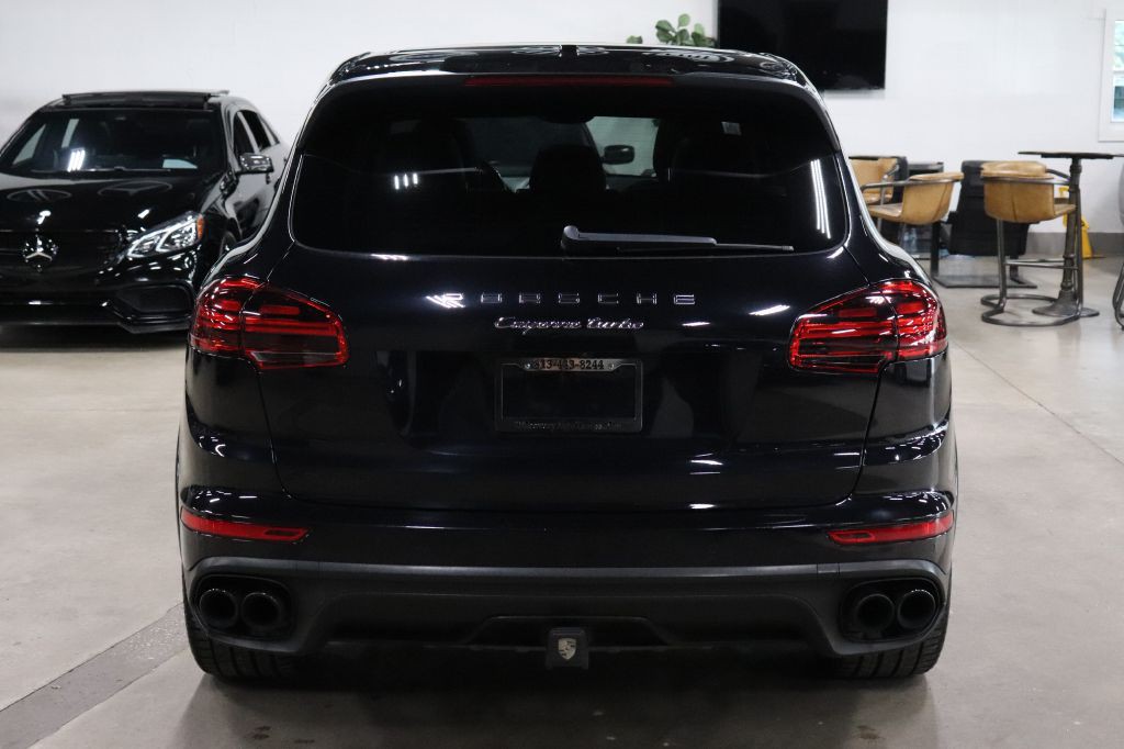 2017 Porsche Cayenne Image 4