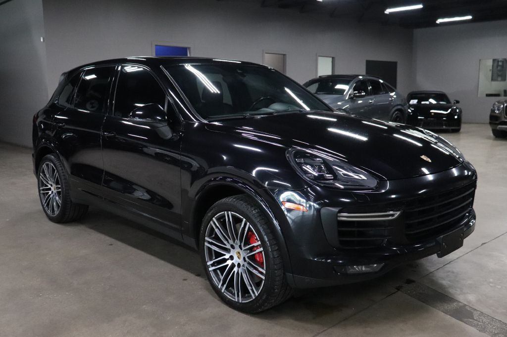 2017 Porsche Cayenne Image 7