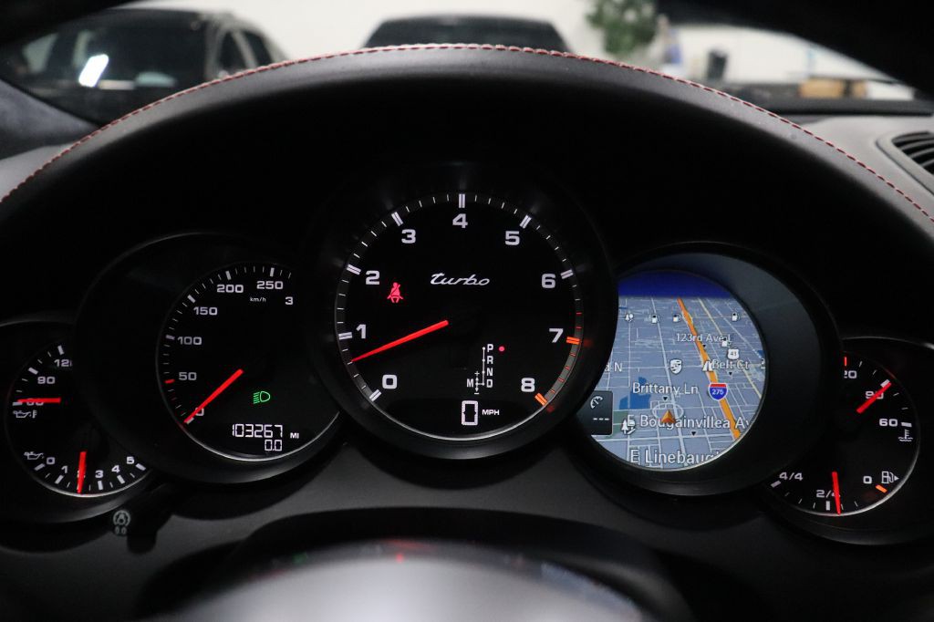 2017 Porsche Cayenne Image 36