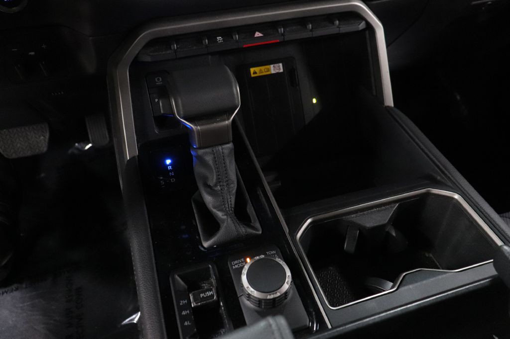 2024 Toyota Tundra Image 32